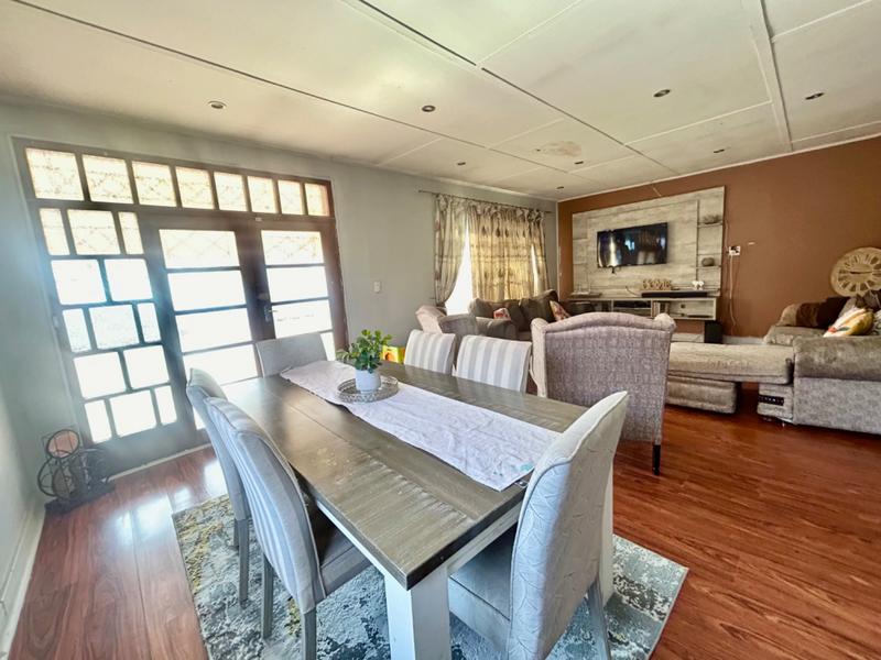 3 Bedroom Property for Sale in Vanderbijlpark CW Gauteng