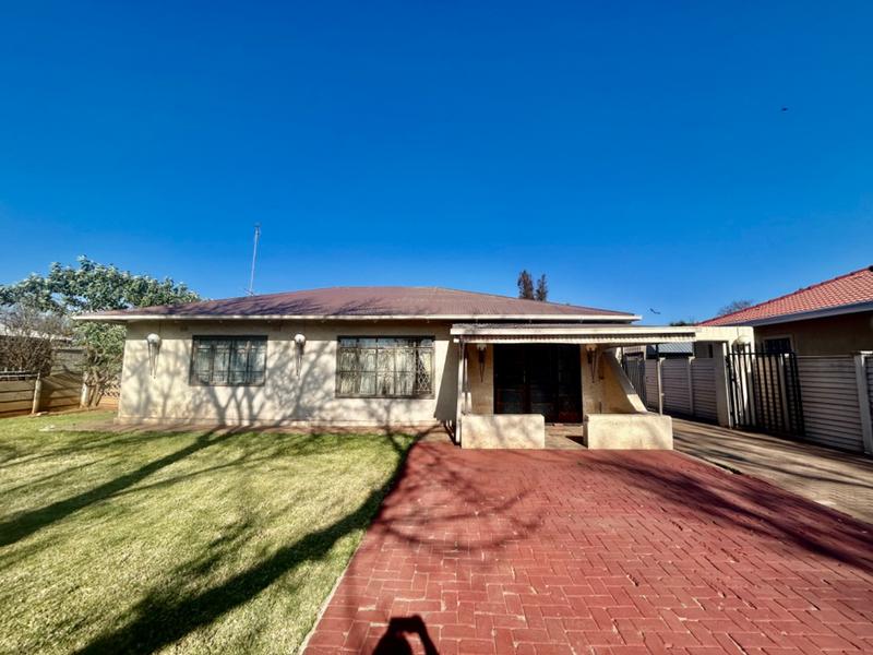 3 Bedroom Property for Sale in Vanderbijlpark CW Gauteng