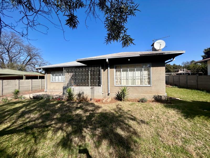 5 Bedroom Property for Sale in Vanderbijlpark CW 3 Gauteng