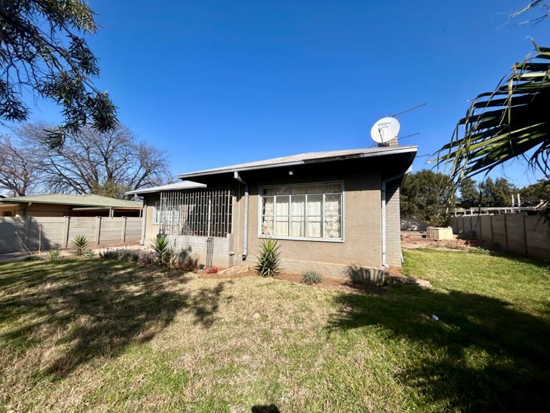 5 Bedroom Property for Sale in Vanderbijlpark CW 3 Gauteng