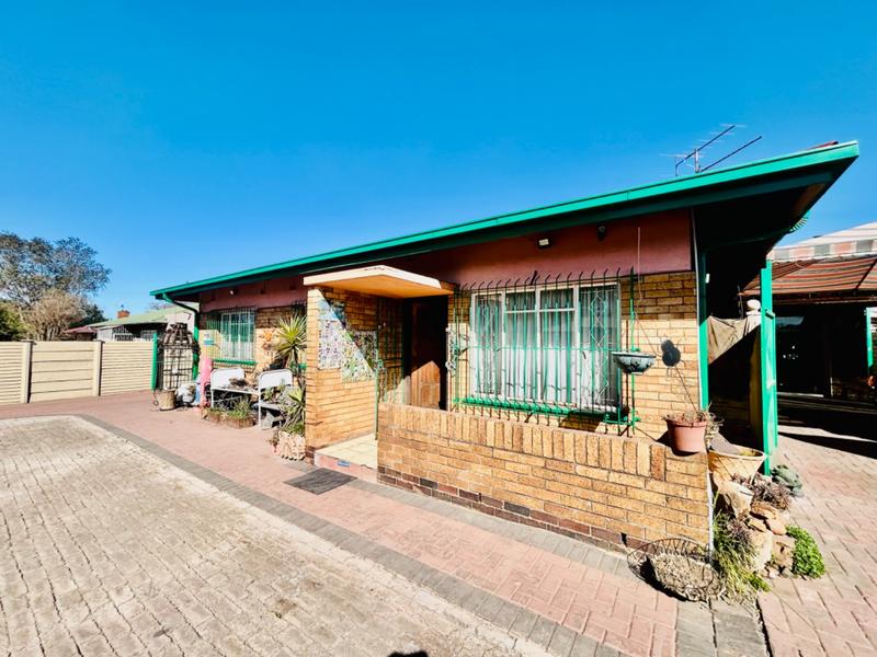 5 Bedroom Property for Sale in Vanderbijlpark CW 3 Gauteng