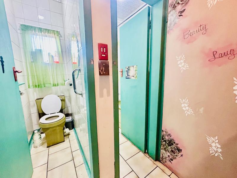 5 Bedroom Property for Sale in Vanderbijlpark CW 3 Gauteng