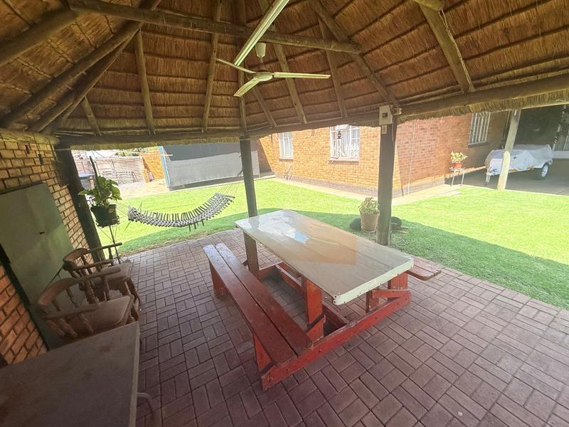 3 Bedroom Property for Sale in Vanderbijlpark CW 4 Gauteng