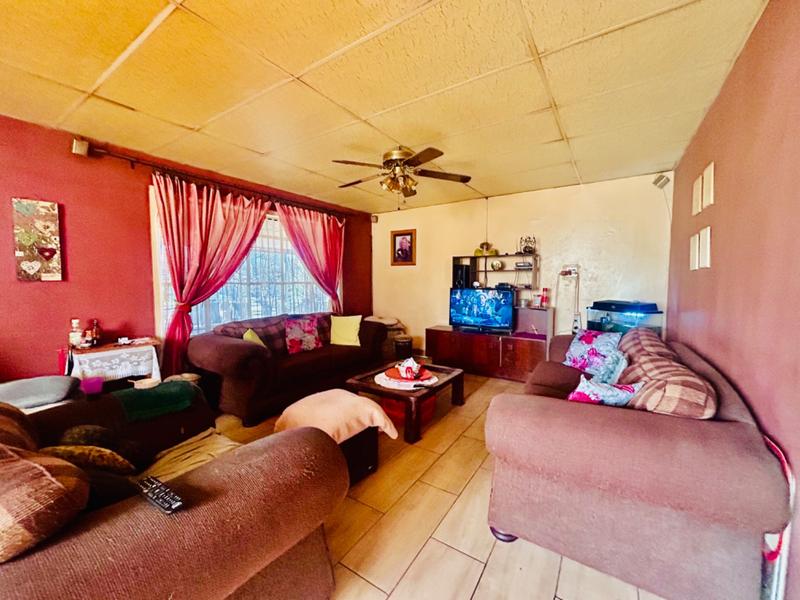 3 Bedroom Property for Sale in Vanderbijlpark CW 5 Gauteng