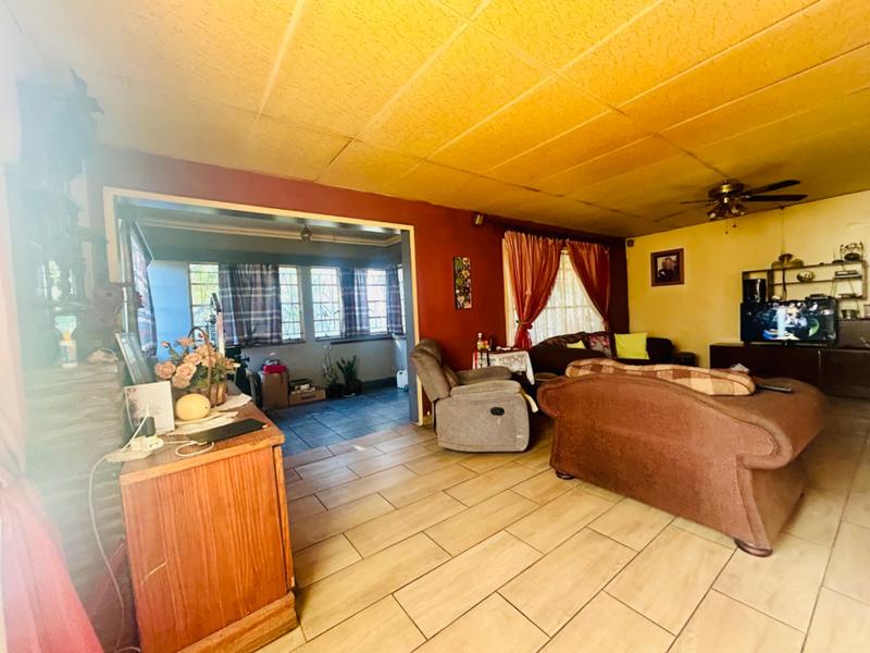 3 Bedroom Property for Sale in Vanderbijlpark CW 5 Gauteng