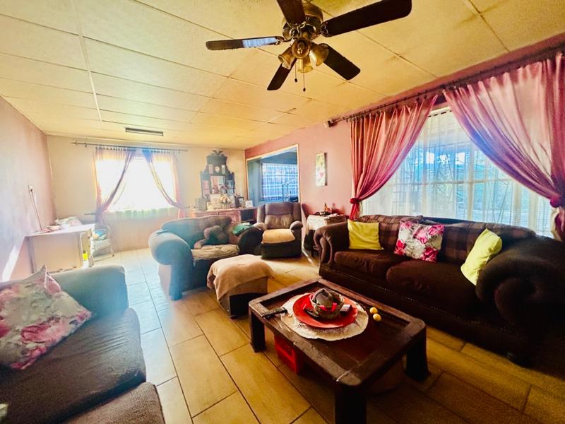 3 Bedroom Property for Sale in Vanderbijlpark CW 5 Gauteng