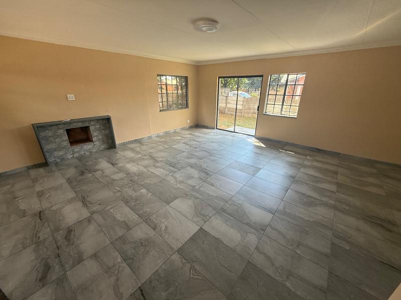3 Bedroom Property for Sale in Vanderbijlpark CW 5 Gauteng