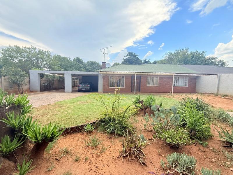 2 Bedroom Property for Sale in Vanderbijlpark Cw 6 Gauteng