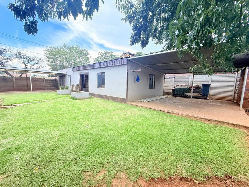 2 Bedroom Property for Sale in Vanderbijlpark Cw 6 Gauteng