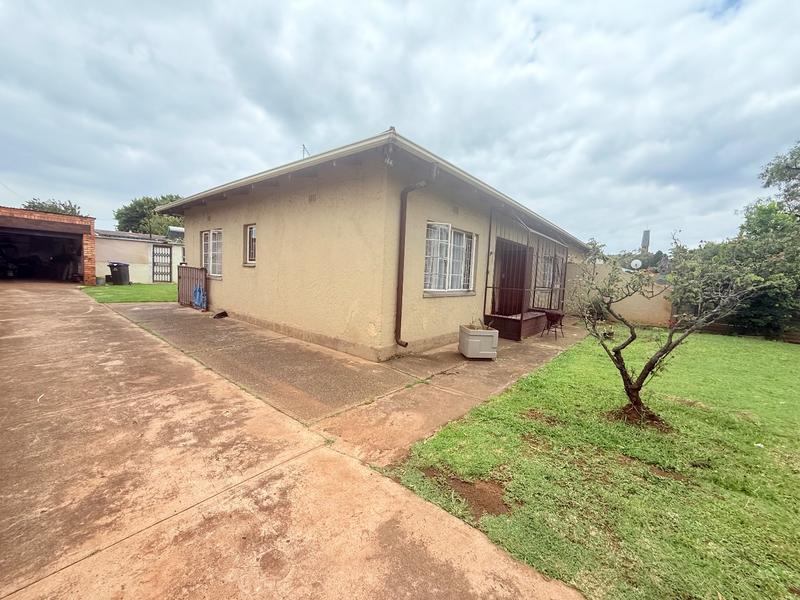 2 Bedroom Property for Sale in Vanderbijlpark Cw 6 Gauteng