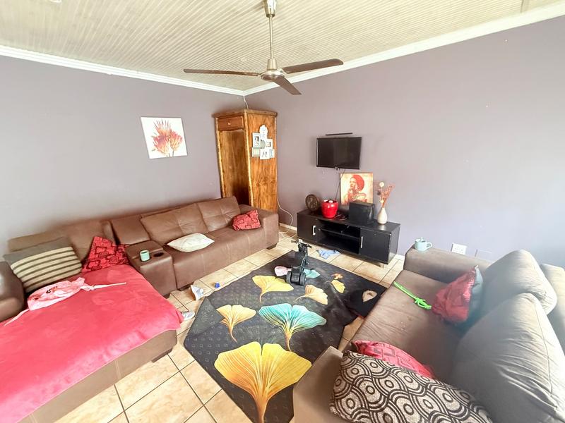 2 Bedroom Property for Sale in Vanderbijlpark Cw 6 Gauteng