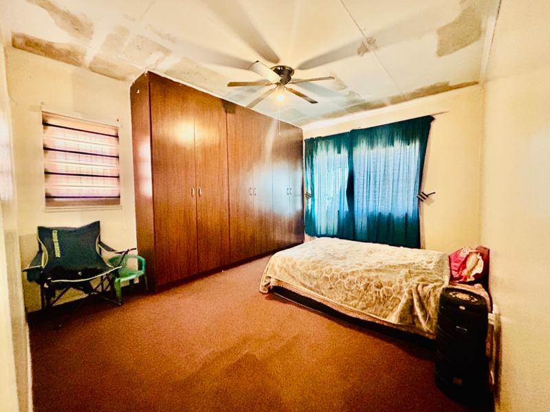 2 Bedroom Property for Sale in Vanderbijlpark Cw 6 Gauteng