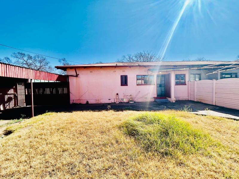 2 Bedroom Property for Sale in Vanderbijlpark Cw 6 Gauteng