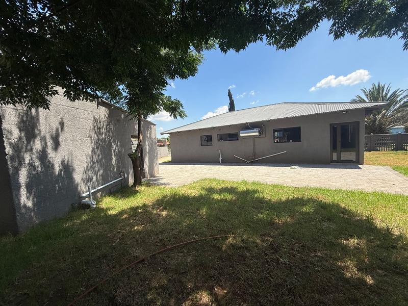 3 Bedroom Property for Sale in Vanderbijlpark Cw 6 Gauteng