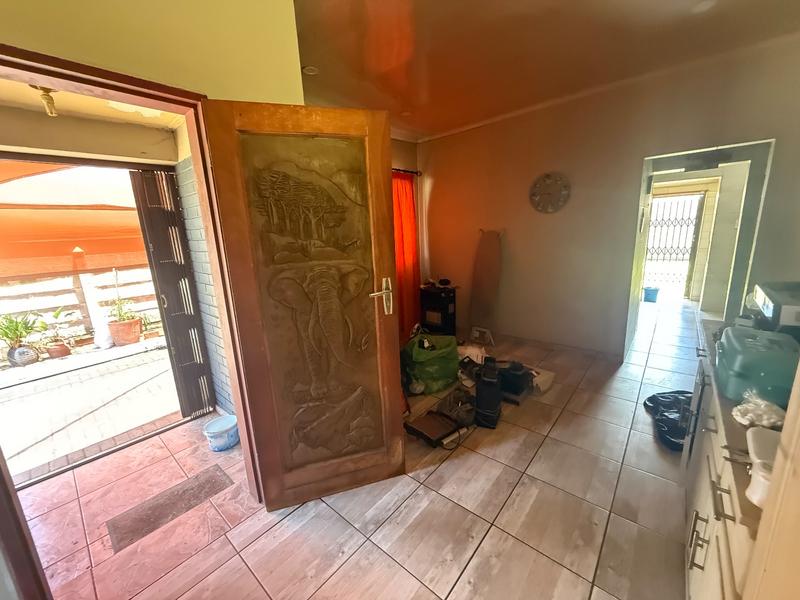 3 Bedroom Property for Sale in Vanderbijlpark Cw 6 Gauteng
