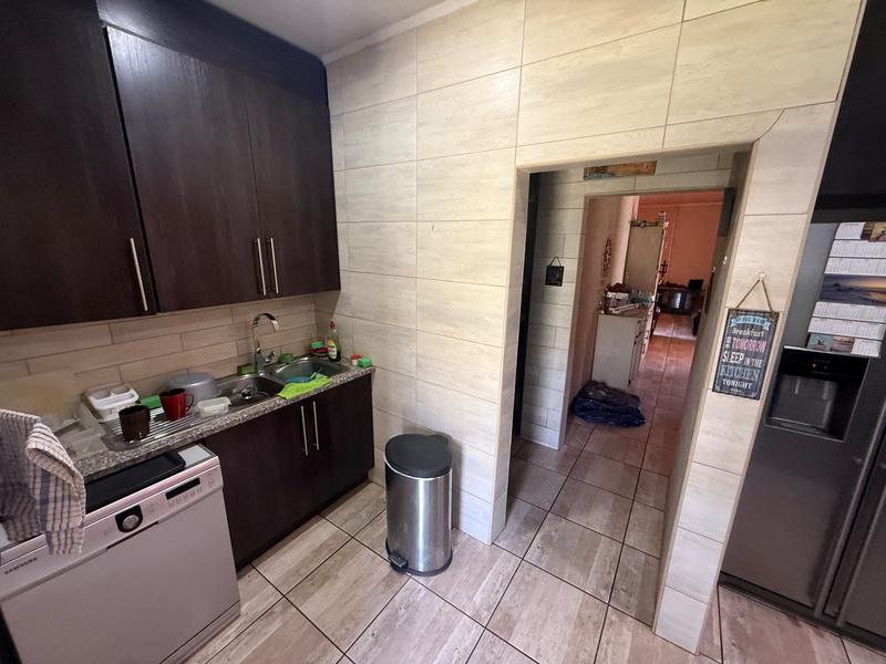 3 Bedroom Property for Sale in Vanderbijlpark Cw 6 Gauteng