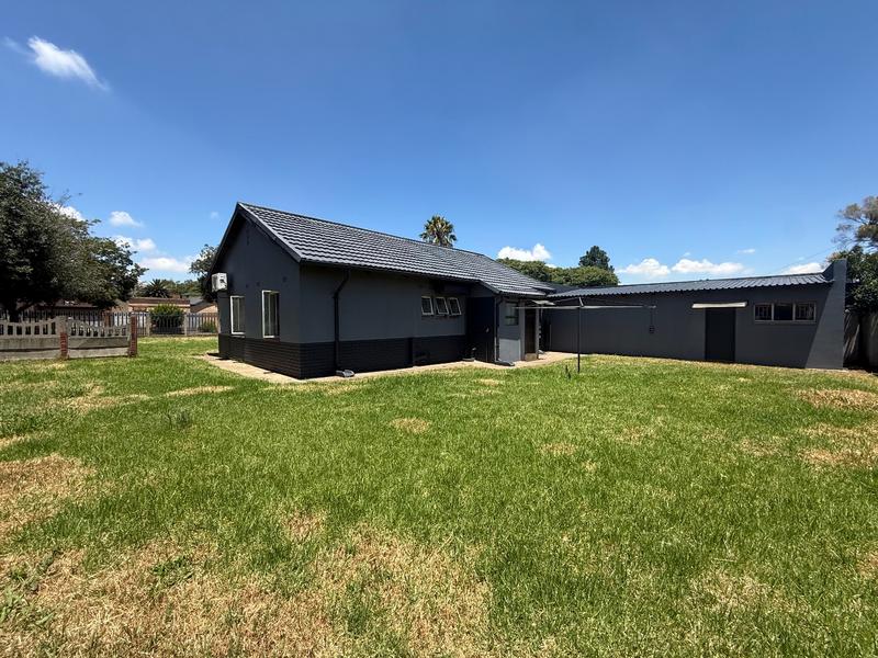 3 Bedroom Property for Sale in Vanderbijlpark Cw 6 Gauteng