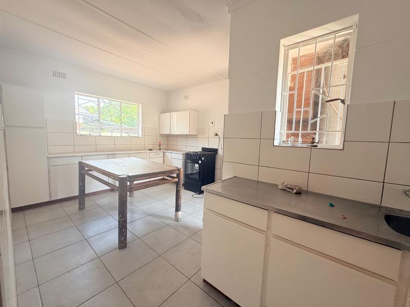 3 Bedroom Property for Sale in Vanderbijlpark Cw 6 Gauteng