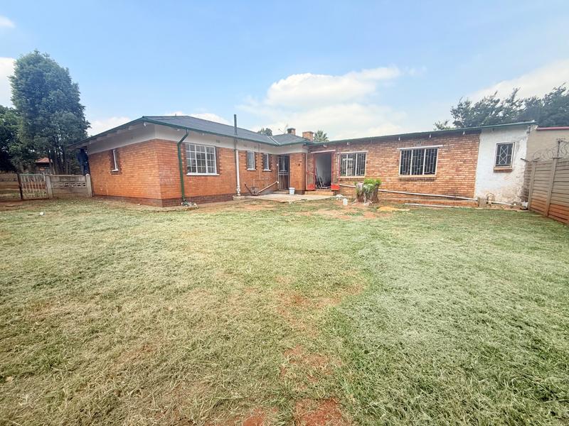 3 Bedroom Property for Sale in Vanderbijlpark Cw 6 Gauteng