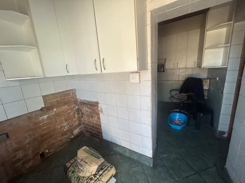 6 Bedroom Property for Sale in Vanderbijlpark Cw 6 Gauteng