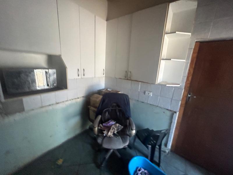 6 Bedroom Property for Sale in Vanderbijlpark Cw 6 Gauteng