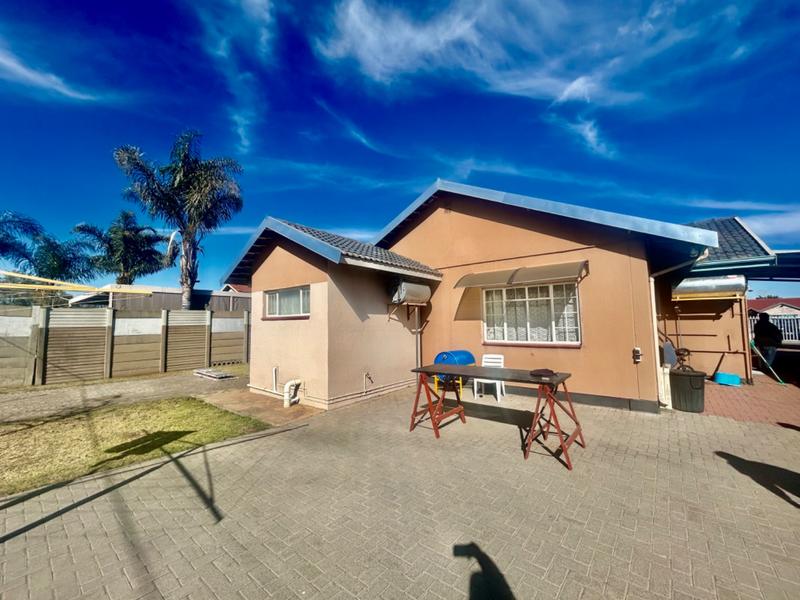 3 Bedroom Property for Sale in Vanderbijlpark SE 1 Gauteng