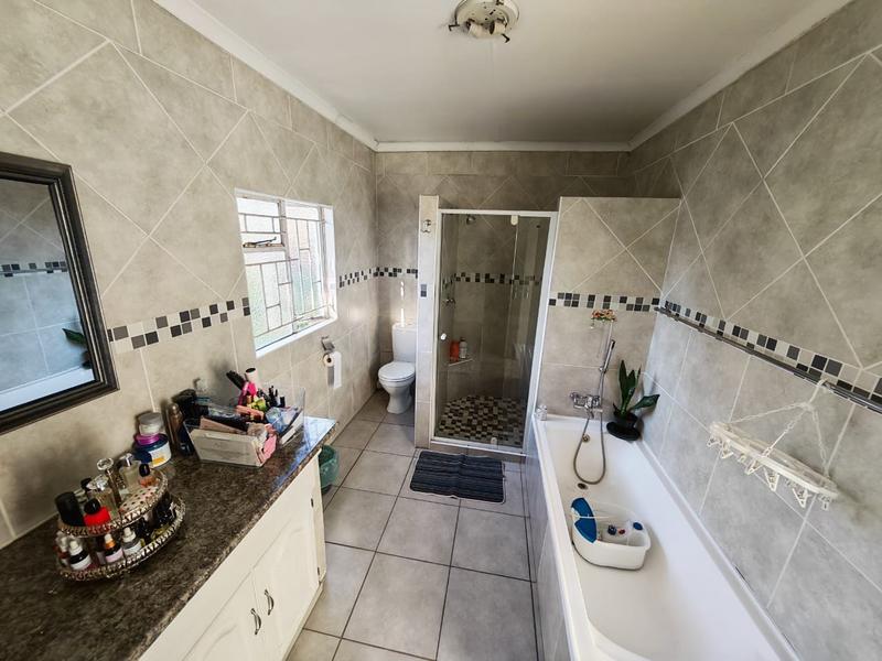 3 Bedroom Property for Sale in Vanderbijlpark SE 1 Gauteng