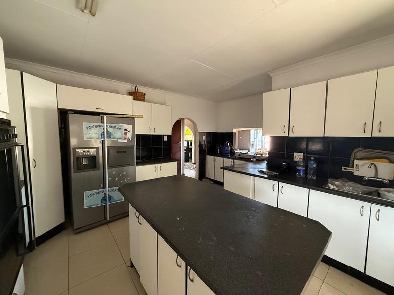 4 Bedroom Property for Sale in Vanderbijlpark SE 3 Gauteng