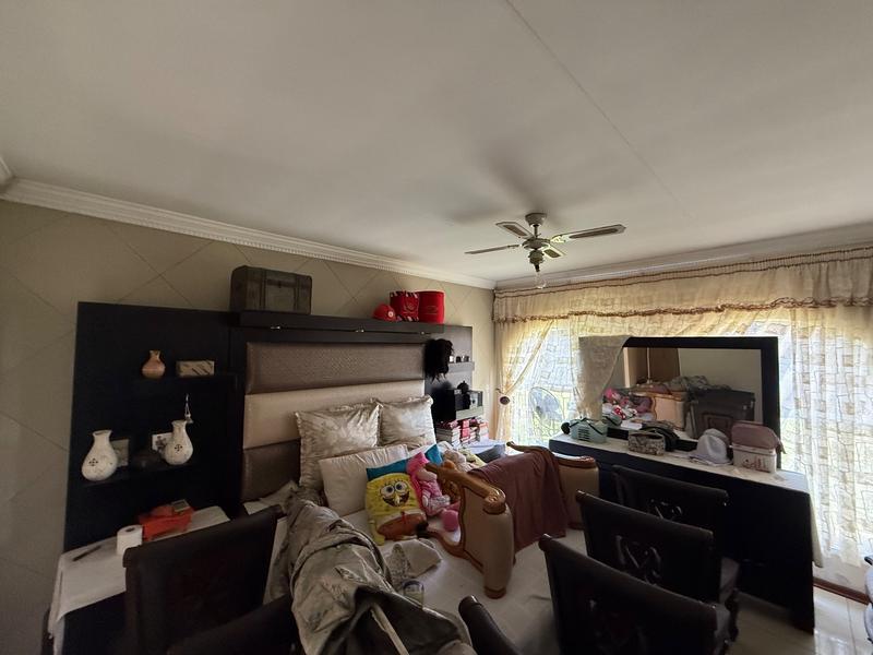 4 Bedroom Property for Sale in Vanderbijlpark SE 3 Gauteng