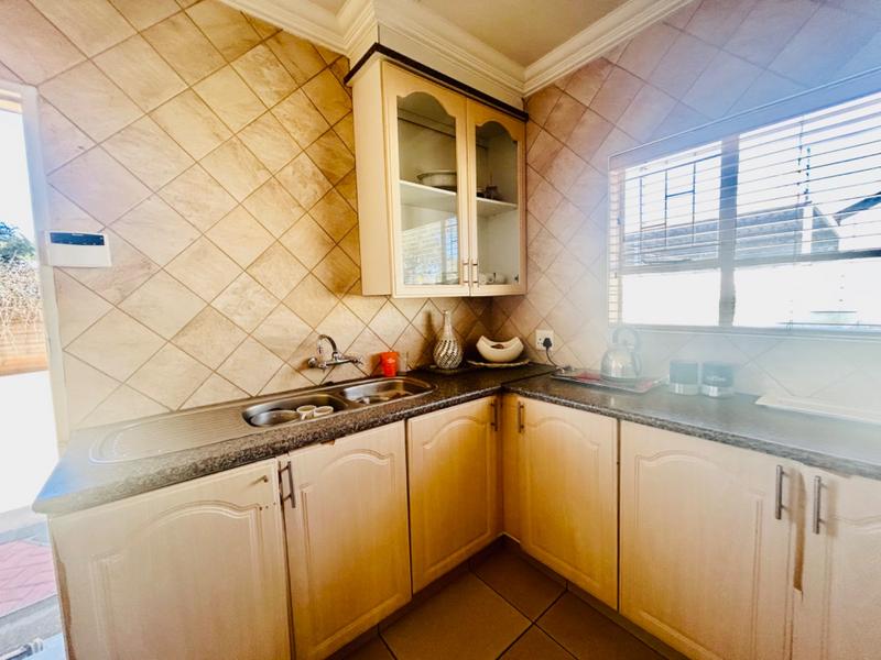 3 Bedroom Property for Sale in Vanderbijlpark SE 6 Gauteng