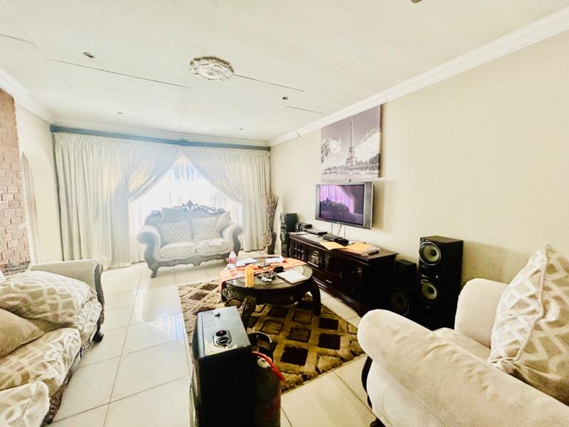 3 Bedroom Property for Sale in Vanderbijlpark SE 6 Gauteng