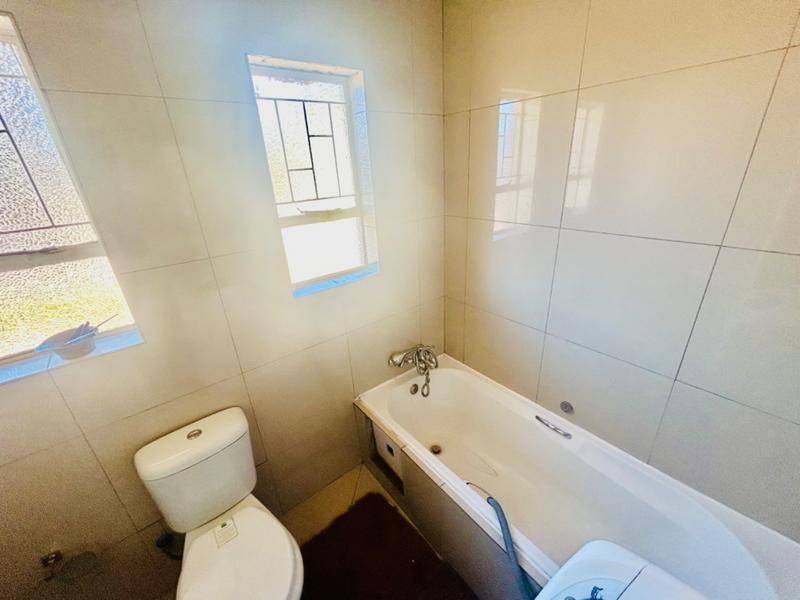 3 Bedroom Property for Sale in Vanderbijlpark SE 6 Gauteng