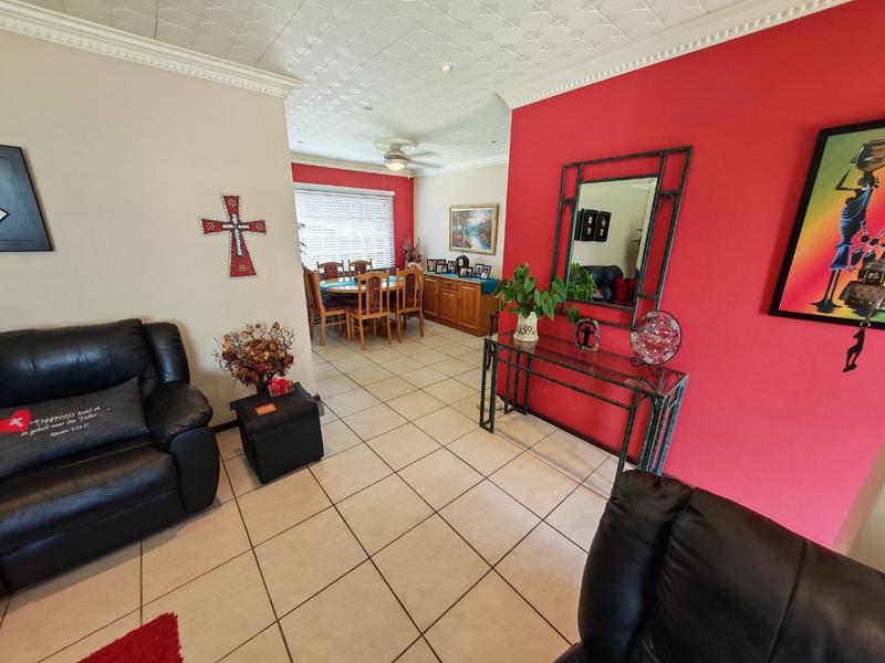 3 Bedroom Property for Sale in Vanderbijlpark SE 6 Gauteng