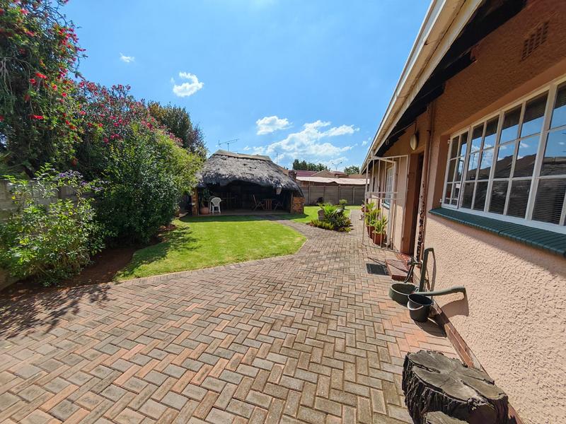 3 Bedroom Property for Sale in Vanderbijlpark SE 6 Gauteng