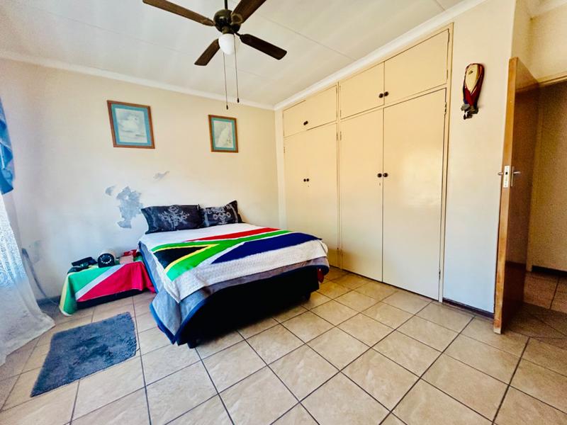3 Bedroom Property for Sale in Vanderbijlpark SE 6 Gauteng