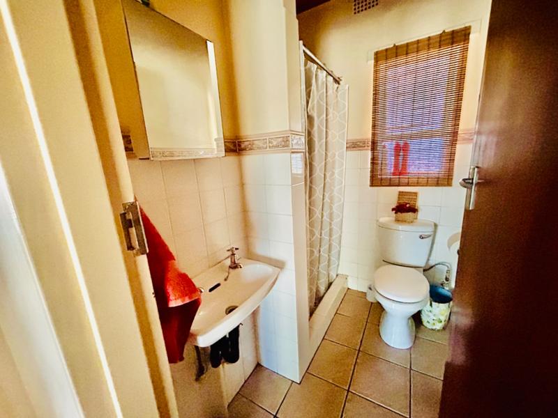 3 Bedroom Property for Sale in Vanderbijlpark SE 6 Gauteng