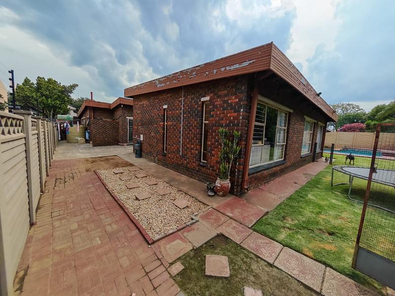 3 Bedroom Property for Sale in Vanderbijlpark SE 7 Gauteng