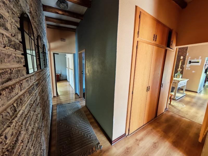 3 Bedroom Property for Sale in Vanderbijlpark SE 7 Gauteng