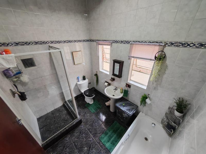 3 Bedroom Property for Sale in Vanderbijlpark SE 7 Gauteng