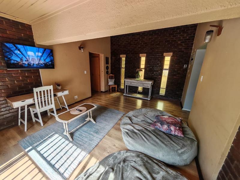 3 Bedroom Property for Sale in Vanderbijlpark SE 7 Gauteng