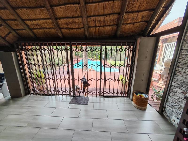 3 Bedroom Property for Sale in Vanderbijlpark SE 7 Gauteng