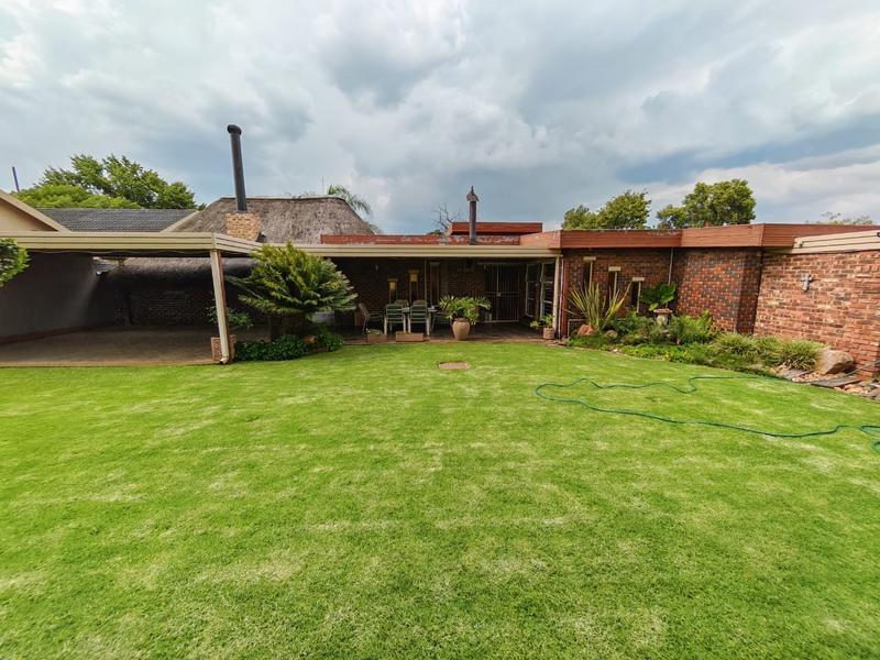 3 Bedroom Property for Sale in Vanderbijlpark SE 7 Gauteng