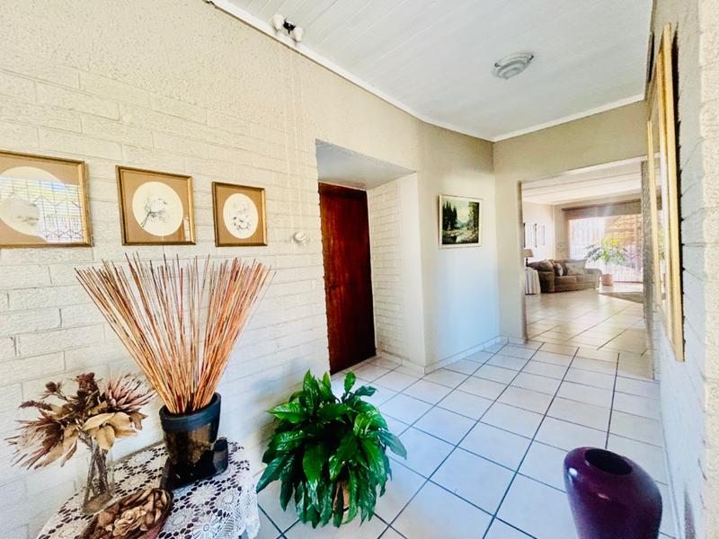 4 Bedroom Property for Sale in Vanderbijlpark SW 1 Gauteng