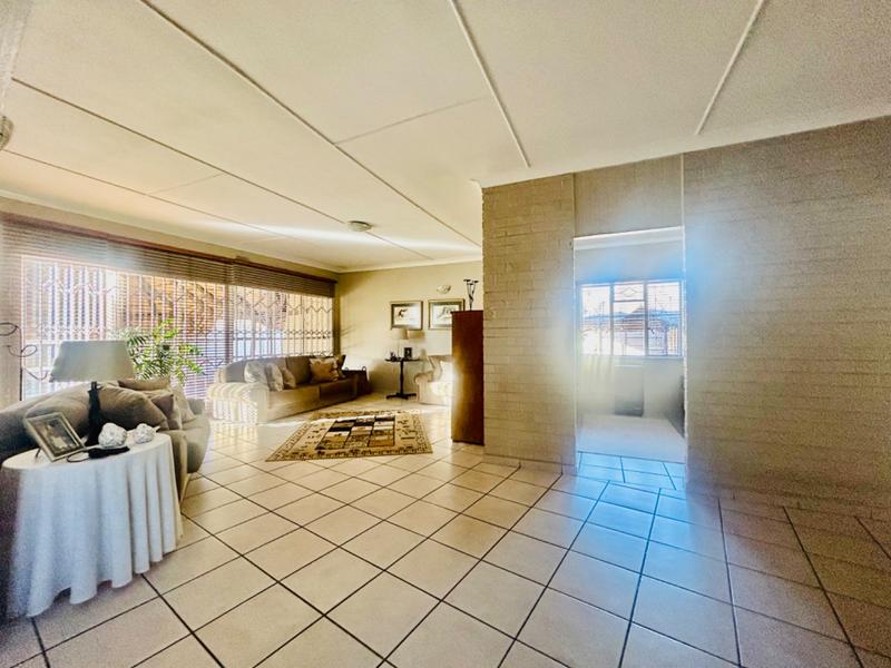 4 Bedroom Property for Sale in Vanderbijlpark SW 1 Gauteng