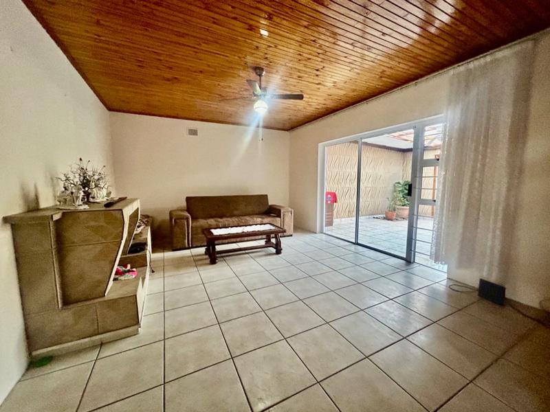 3 Bedroom Property for Sale in Vanderbijlpark SW 1 Gauteng
