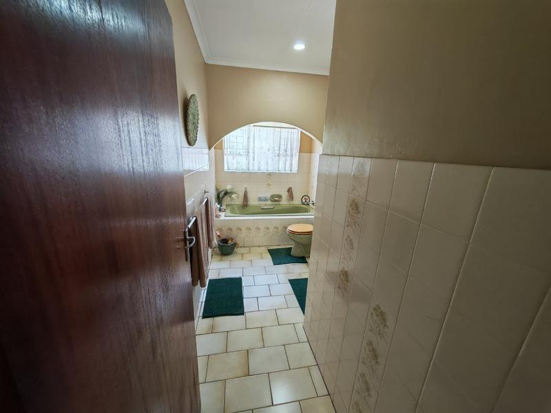 3 Bedroom Property for Sale in Vanderbijlpark Sw 2 Gauteng