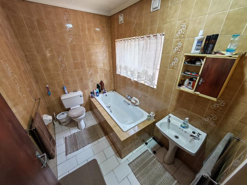 3 Bedroom Property for Sale in Vanderbijlpark Sw 2 Gauteng