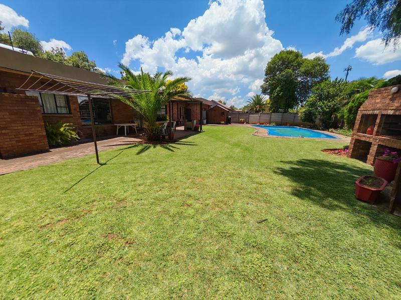 3 Bedroom Property for Sale in Vanderbijlpark Sw 2 Gauteng