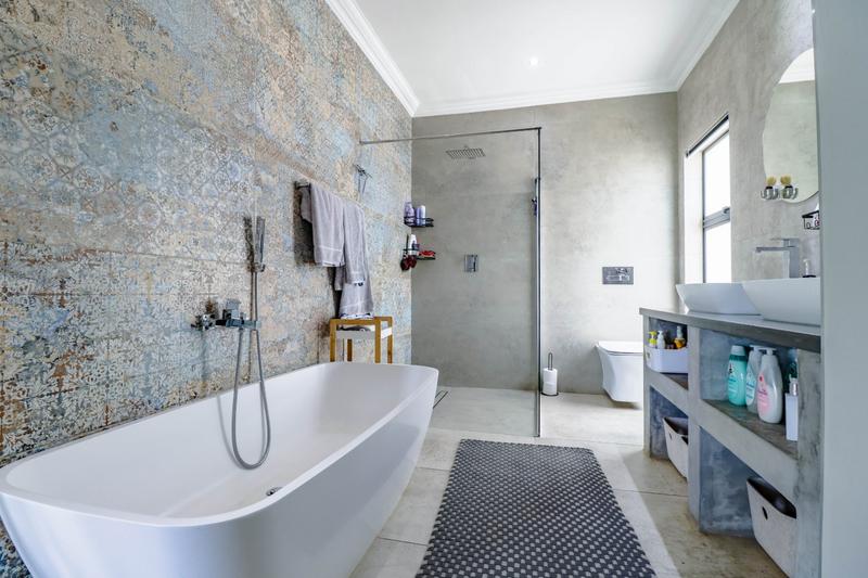 3 Bedroom Property for Sale in Copperleaf Estate Gauteng