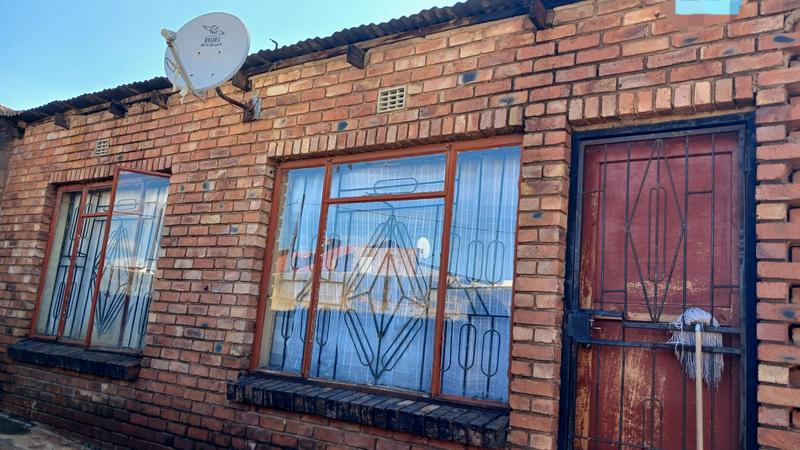 8 Bedroom Property for Sale in Ebony Park Gauteng